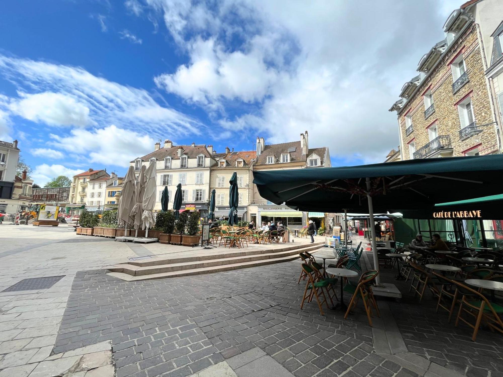 Paris Cocon - Disneyland, Parking, Hypercentre, Train Station Lagny المظهر الخارجي الصورة